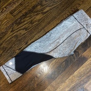 Lululemon pace rivals